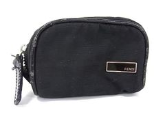 FENDI フェンディ ズッカ柄 ナイロン ポーチ マルチケース 小物入れ レディース ブラック系 ファッション小物 普段使い 中古 DP9482