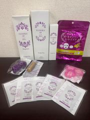 S453 東京ディズニーリゾート 30周年記念 財布 ミニーちゃん - メルカリ