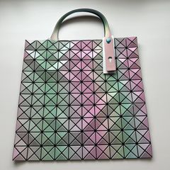 BAOBAO illusion トートバッグ ホワイトベース - メルカリ