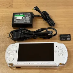 9-078【中古良品】PSP-3000 パール・ホワイト ACアダプタ・メモリ付き