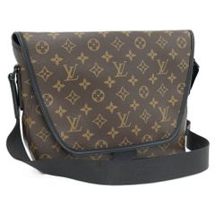 GUCCI 二つ折り財布 マネークリップ付き グッチシマ レザー ブラック