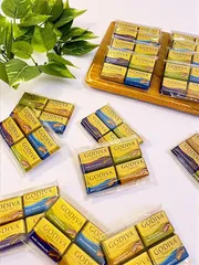 ゴディバ ナポリタン 60粒(4粒×15セット) 4種類を各1粒のセットに個包装 アソート プチギフト 詰め合わせ チョコ ボックス プレゼント