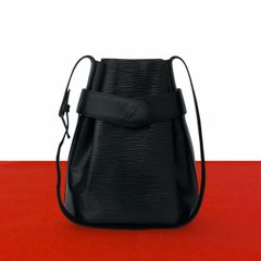 ほぼ未使用 GUCCI グッチ ソーホー インターロッキングG タッセル