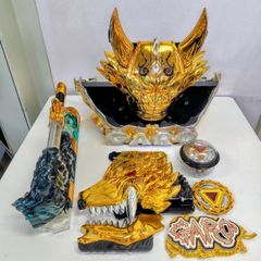 P 牙狼金翔 フェイス役物 （赤・白）2点セット P 牙狼金翔 フェイス役物 （赤・白）2点セット - メルカリ