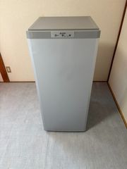 ☆ 冷凍庫 三菱 MF-U12J 122L 2006年製 W48xD53x113 - メルカリ