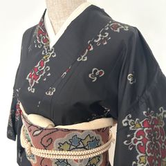 D アンティーク着物 袷 身丈143 黒地にポップな幾何学模様・銘仙・可愛い・大正ロマン・昭和 레트로