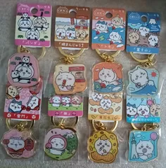 ご当地ちいかわ　ダイカットキーホルダー　ちいかわ　ｂ