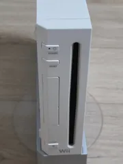 Nintendo Wii 本体のみ ホワイト