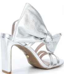 セシリア ニューヨーク レディース シューズ サンダル トール レザー Cecelia New York Major Metallic Leather Bow Dressandalsilver シルバ
