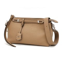フェンディ / FENDI　バイ ザ ウェイ セレリア ミディアム　8BL155　カーフレザー　ベージュ系 【中古】