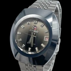 ​【稼働品】GUCCI 腕時計 8900M シルバー デイト 新品電池 稼働品 GUCCI グッチ 8900M メンズ腕時計 クォーツ QZ 3針 SS