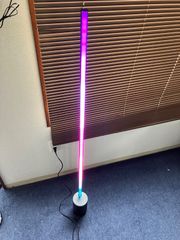 PHILIPS Hue シグネ グラデーションフロアライト 2本セット ブラック