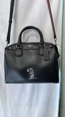 신품) COACH 코치 SNOOPY 스누피 콜라보 크로스백