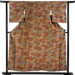 小紋 身丈153.5cm 裄丈61.5cm S 袷 松皮菱 草花 縮緬 山吹茶色 正絹 優品 【中古】