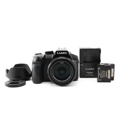 □ ほぼ新品 □ ニコン NIKON D3200 レンズキット AF-S DX NIKKOR 18