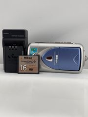 2495【美品、動作確認済み】 Nikon COOLPIX E2500 ブルー ニコン