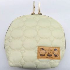 [Used] Bag Collection Quilted-style Pouch "Coco's x Chiikawa Something Small and Cute Welcome to Coco's! Delicious is Happiness Campaign"
