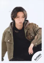 【中古】生写真(STARTO) SixTONES/田中樹/上半身/「YOUNG OLD」グッズオフショット/公式生写真
