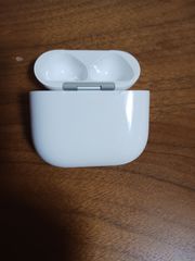미품(정규품) Apple AirPods 4세대 충전 케이스만 노이캔 없음