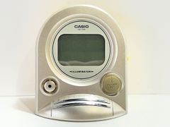 【ジャンク】 CASIO カシオ DQ-1200 デジタル目覚まし時計 ILLUMINATOR アラーム スヌーズ レトロ 卓上時計　[管理No.：O13845_E-4_60]