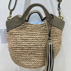 8223　【良品】　VIOLAｄ’ORO　ヴィオラドーロ　2way　かごバッグ　ショルダーバッグ　ハンドバッグ　タッセル　ゴールド　レザー　ラフィア　小さめ　ミニ　レディース