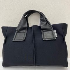 Y8974 kawa-kawa カワカワ トートバッグ ブラック系 黒 無地 wet 軽量 レザーハンドル レディース