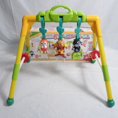 アンパンマン ねんねも!おすわりも!元気いっぱいベビージム