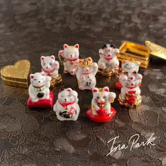 招き猫のフェーブ　フェーヴ　フランス製　ミニチュア　陶器　雑貨　猫