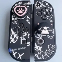 在庫処分　残１【フォロー🈹対象】NintendoSwitch ３機種対応ジョイコンカバー＋スティックカバーセット 猫＆肉球デザイン おしゃれ 可愛い 保護ケース