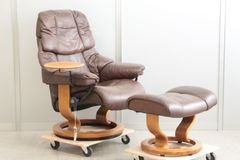 エコーネス EKORNES ストレスレスチェア Stressless タンパ Tampa オットマン セット リクライニングチェア 1人掛けソファ トレー付き レザー 本革 北欧家具 デザイナーズ 中古家具 DA