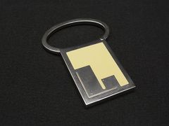 ◇LOEWE ロエベ キーホルダー グレー ロゴマーク - メルカリ