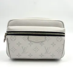 【新着】LOUIS VUITTON バムバッグ アウトドア タイガラマ RFID対応 レザー ブラック ライトグレー ボディバッグ シルバー M30247