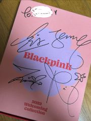 BLACKPINK メンバー全員直筆サイン - メルカリ