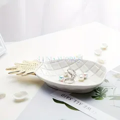 小物入れ 鍵置き 置物 インテリアトレイ 白いパイナップル セラミック 玄関 鍵 収納ボックス 雑貨 インテリア オシャレ ジュエリーボックス アクセサリーケース ユニークデザイン 棚装飾