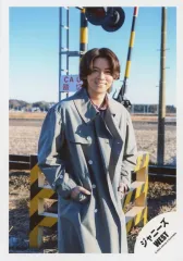【中古】生写真(ジャニーズ) ジャニーズWEST/小瀧望/膝上/シングル「しあわせの花」MV＆ジャケ写オフショット/公式生写真