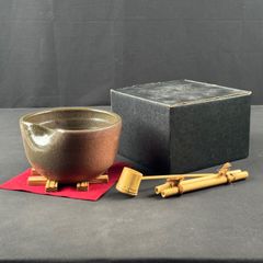 つくばいセット 片口鉢 柄杓 竹柄杓置き 木製敷物 敷布 化粧箱 茶道具 骨董
