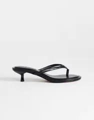 トップショップ レディース シューズ サンダル ヒール Topshop Axel toe thong mid heel sandals Black ブラック
