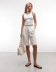 リクレイム ヴィンテージ レディース ボトムス ハーフパンツ・ショーツ ショートパンツ リネン Reclaimed Vintage linen blend tailo red longline sho