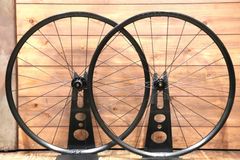 ボントレガー BONTRAGER パラダイム PARADIGM 23 TLR アルミ チューブレスレディ ホイールセット シマノ11S/12S 【東京南麻布店】