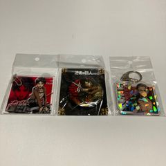 Attack Titan Eren Yeager Keychains and badges