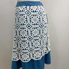 【新品タグ付き】クイーンズコート　Queens court 　サイズ5　アシンメトリーレーススカート　水色　20250910-0016-R