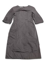 美品　JIL SANDER　ジルサンダー　ワンピース　グレーブラウン系　サテン調　クルーネック　良デザイン