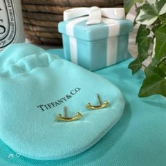 ティファニー　Tスマイルピアス　K18イエローゴールド　現行販売品　キャッチなし