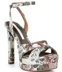 ジャンビニ レディース シューズ サンダル フラワー柄 プラットフォーム アンクル フラワー Gianni Bini Kylee Floral Tapestry Ankle Straplatform