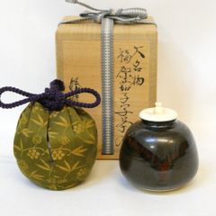 九月の特売品】山月窯 川本了生作 弥七田織部 砂金袋水指 茶道具【中古