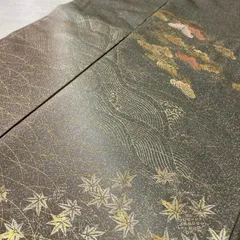 付下げ たたき染め 松に紅葉 荒波模様 着物 正絹 X-3343