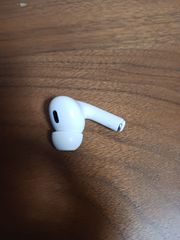 正規品）Apple AirPods 4世代 片耳 R片方 右耳 ノイズキャンセリング