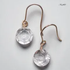 No.960✨天然石✨月影の水晶ピアス　イヤリング
