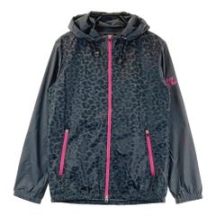 サイズ：2 DANCE WITH DRAGON ダンスウィズドラゴン  フード付 ナイロン ジップジャケット レオパード柄 グレー系 [240101787283] ゴルフウェア レディース ストスト