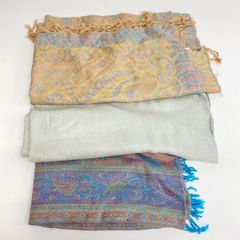 現状品 まとめて約3点セット ショコラフィネローブ/パシュミナ ストール/マフラー レディース ペイズリー 無地 Z048[OK06108]